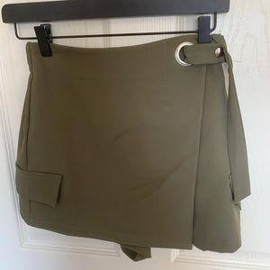 NWT XS Army Green Skort